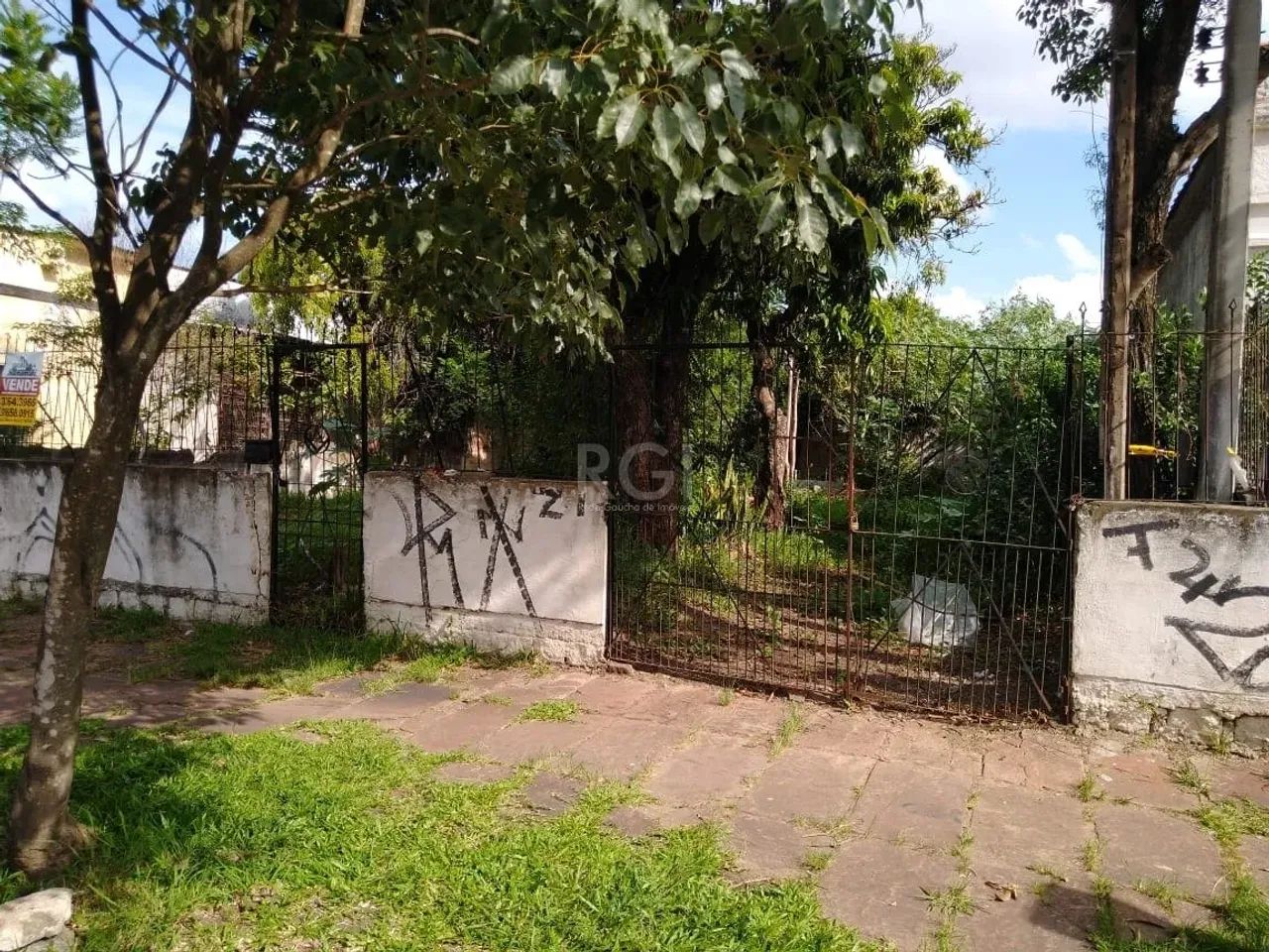 Terreno no bairro Sarandi, com 300m². Localizado na Avenida Martins Bastos, 799, proximo a - Foto 5