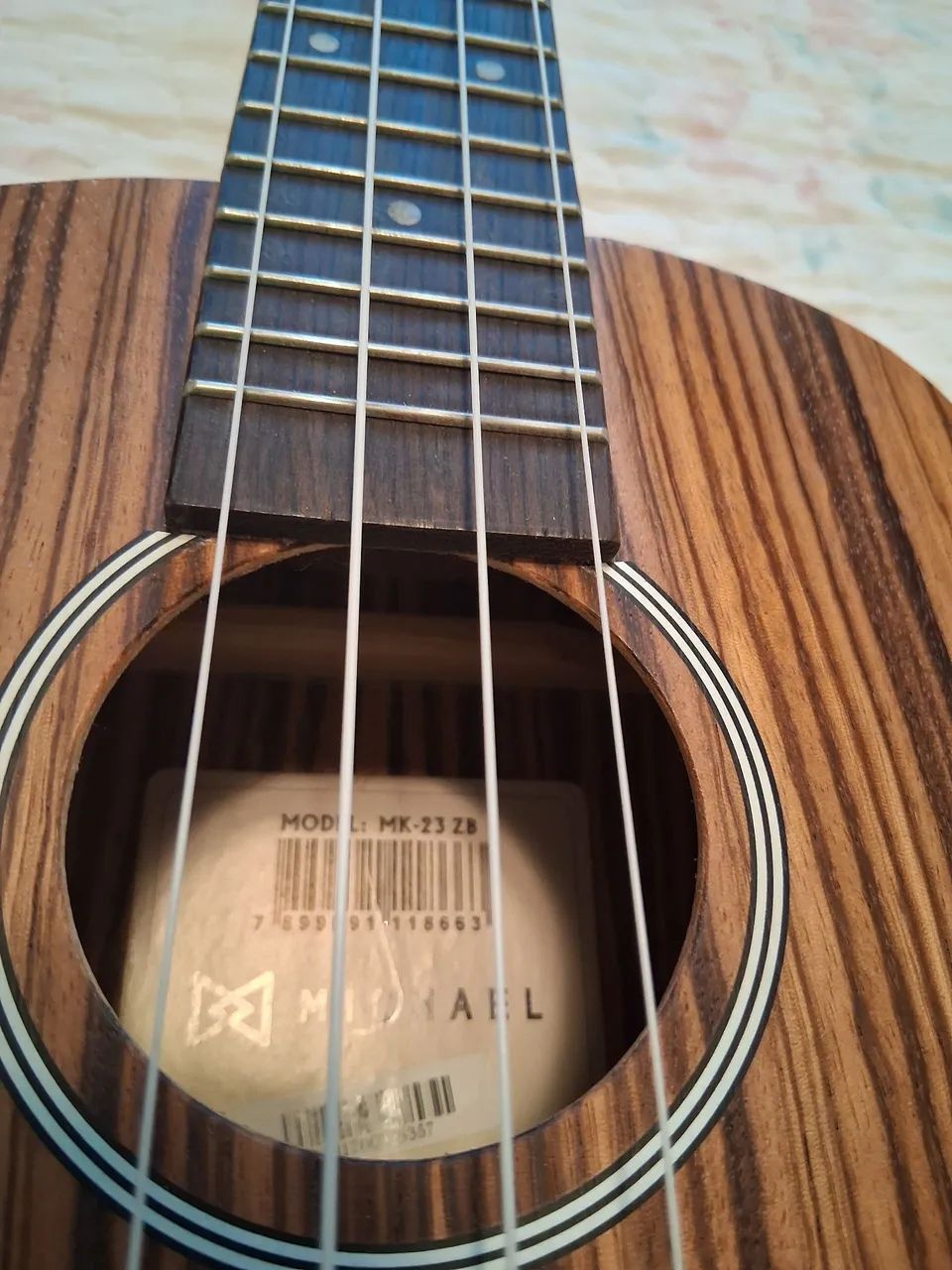 Ukulele Michael Concert MK23 (23 polegadas) em estado de novo - Foto 4