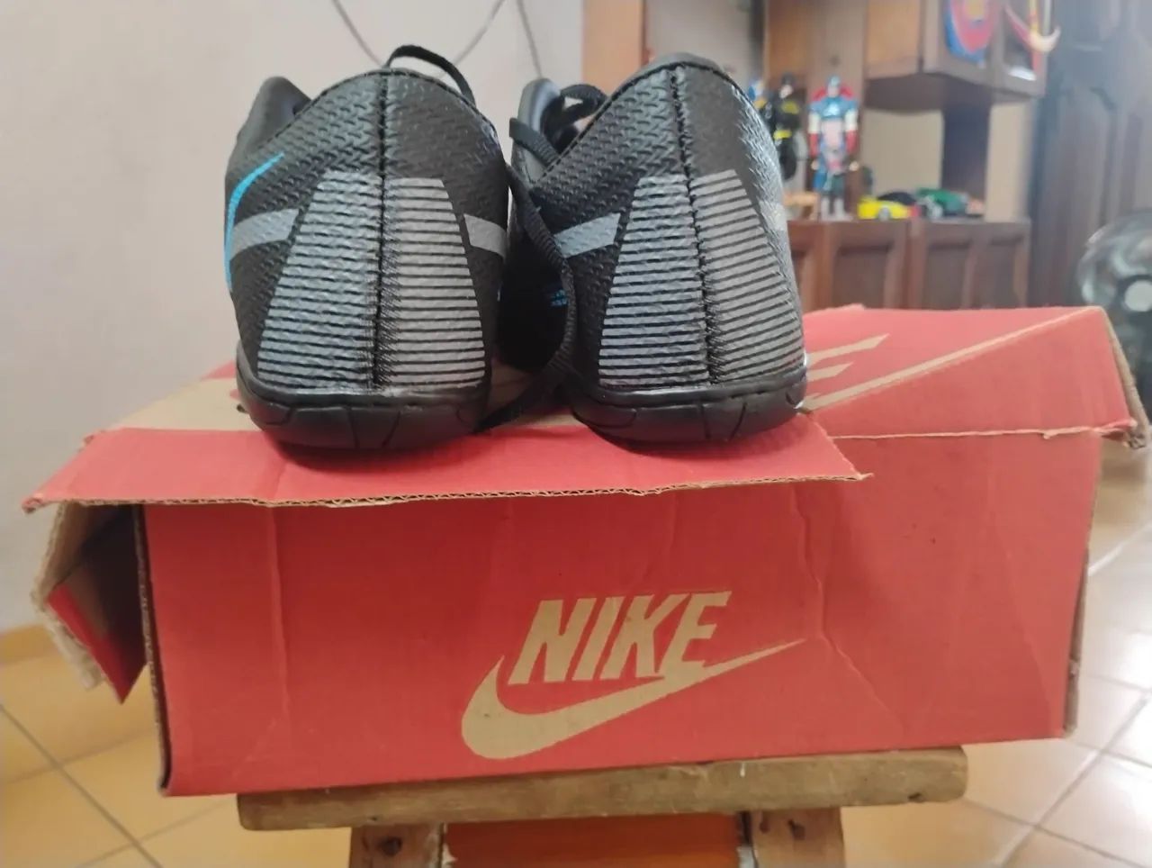 Chuteira Nike Phantom -  número 41 - Foto 5