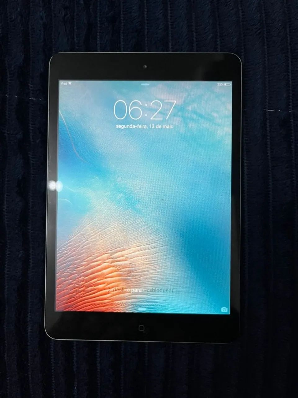 Apple iPad Mini 1°Geração 16GB 7.9 Wifi - Tela Preta / Traseira Cinza Espacial A1432
