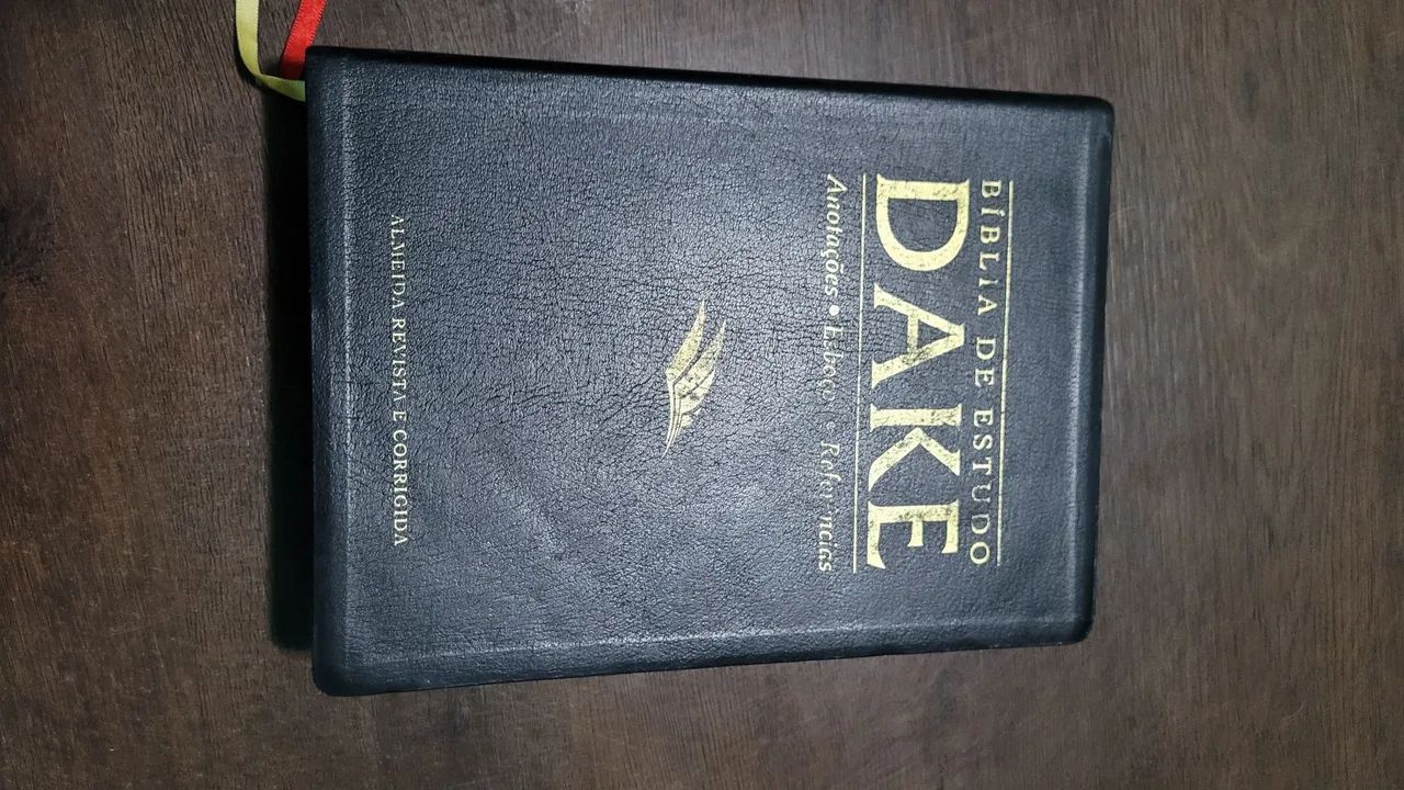 Bíblia de Estudo dake