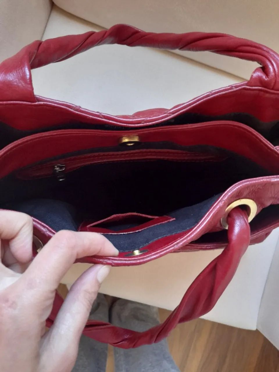 Bolsa grande vermelha em couro legítimo - Foto 4