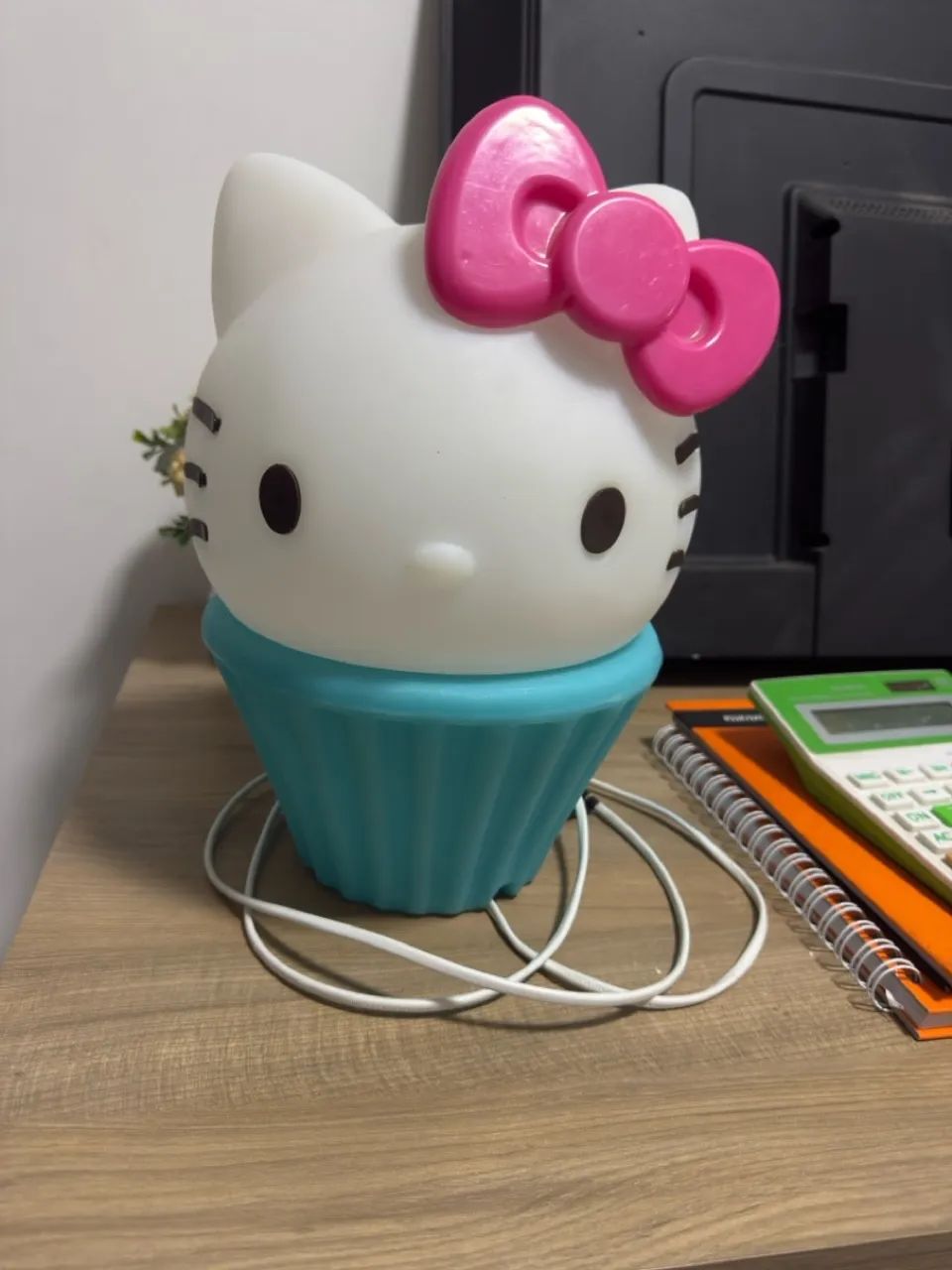 Luminária Hello Kitty Cupcake