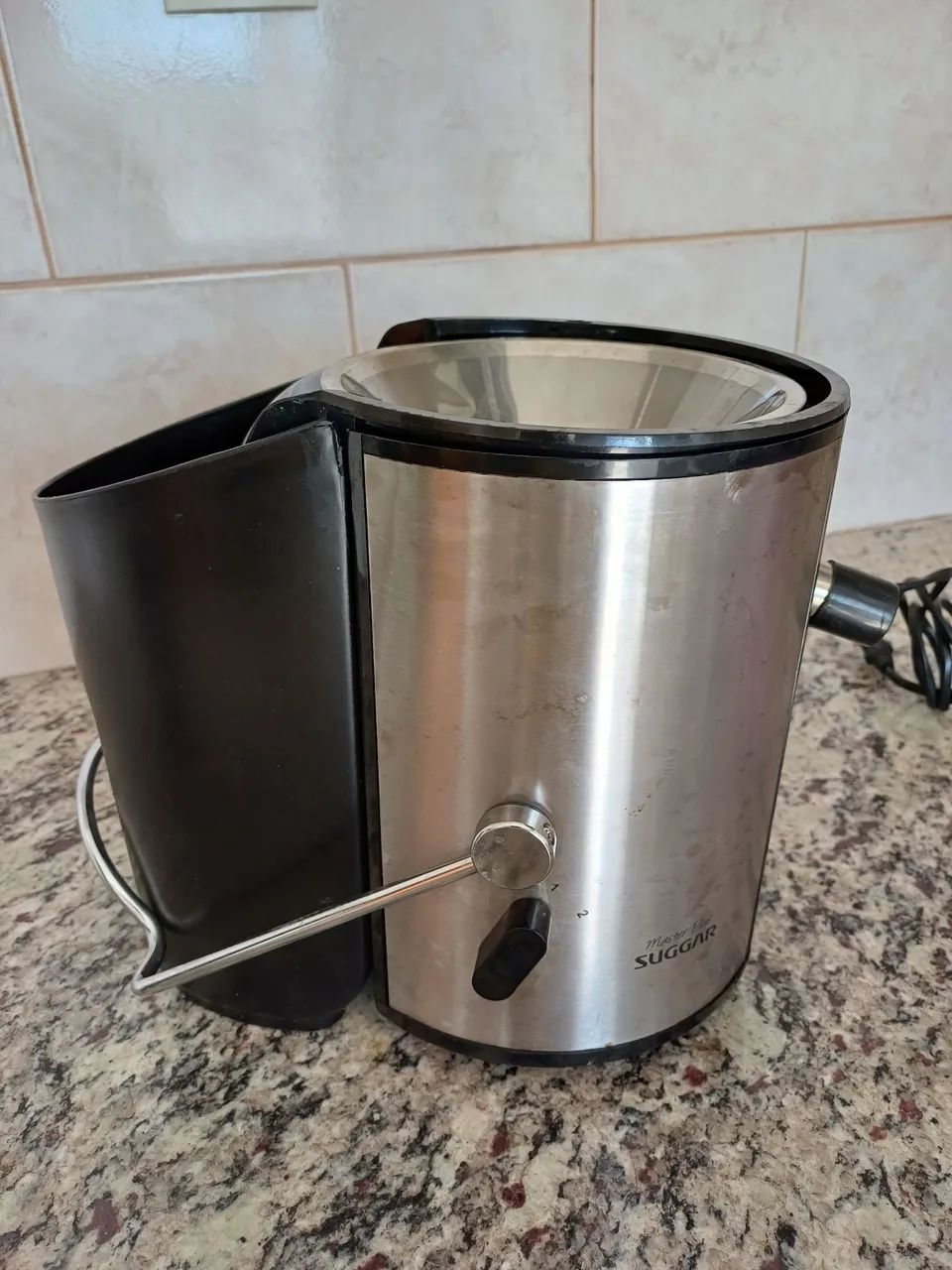 Juiceira Suggar Prática e Eficiente - Foto 4