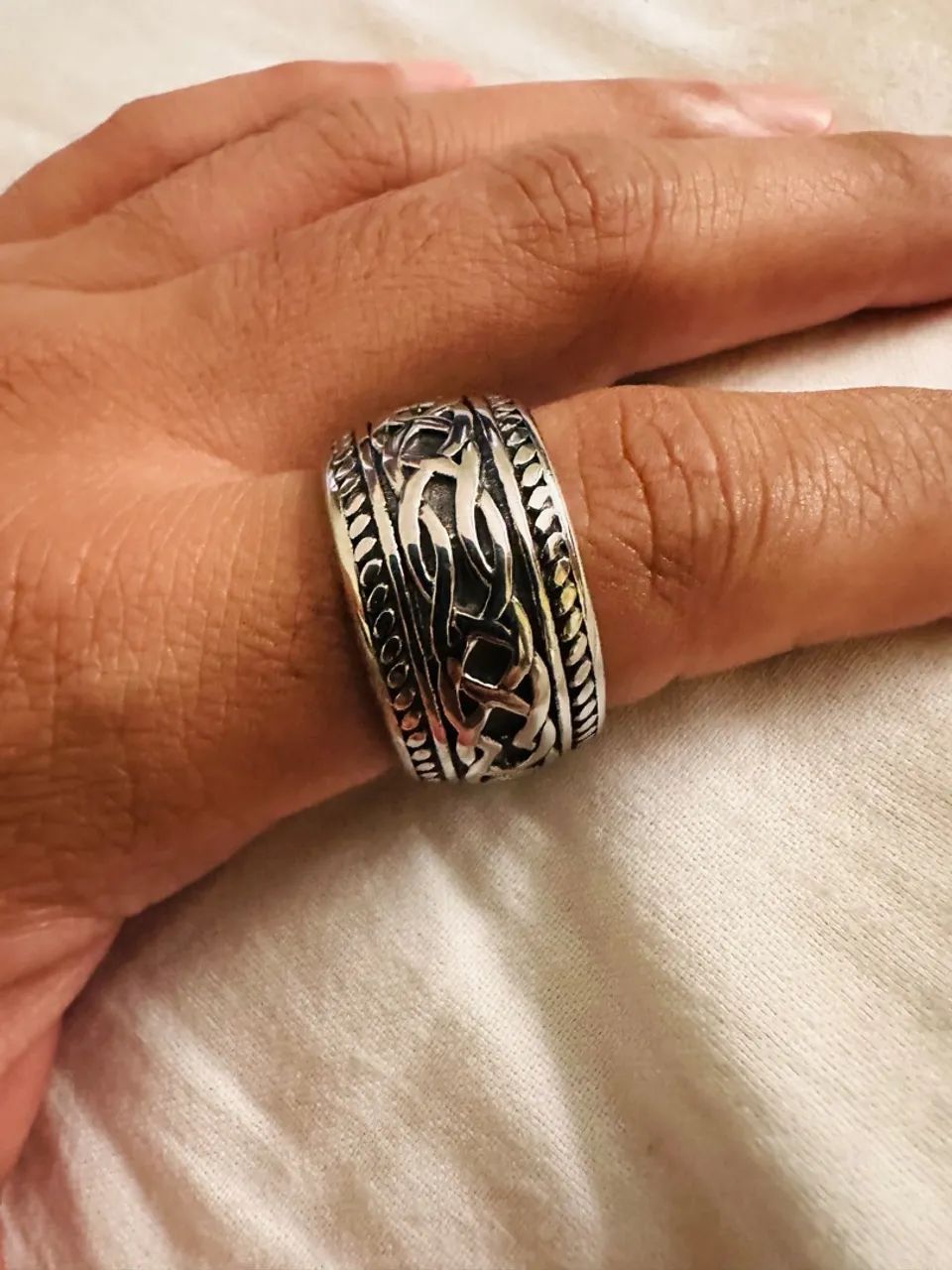 Anel de Aço com Design Celta - Foto 3