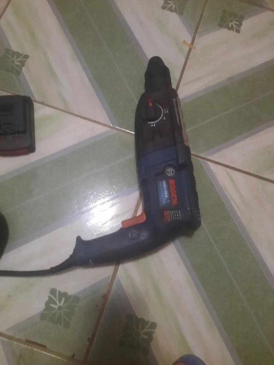 Vende se está furadeira de impacto e essa parafusadeira  - Foto 4