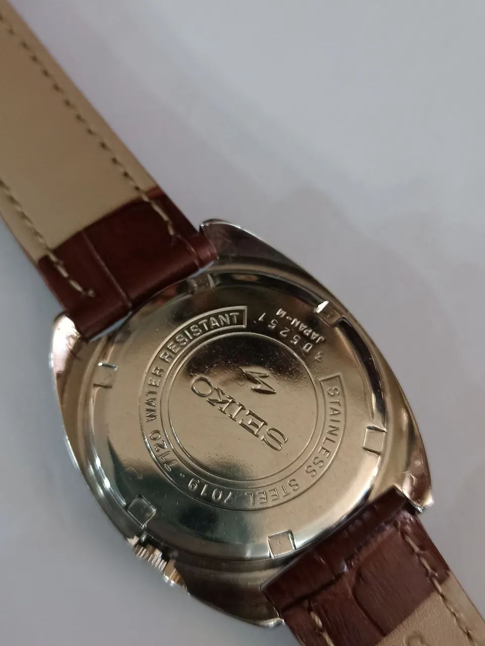 Relógio marca Seiko modelo 5 pulseira de couro - Foto 3
