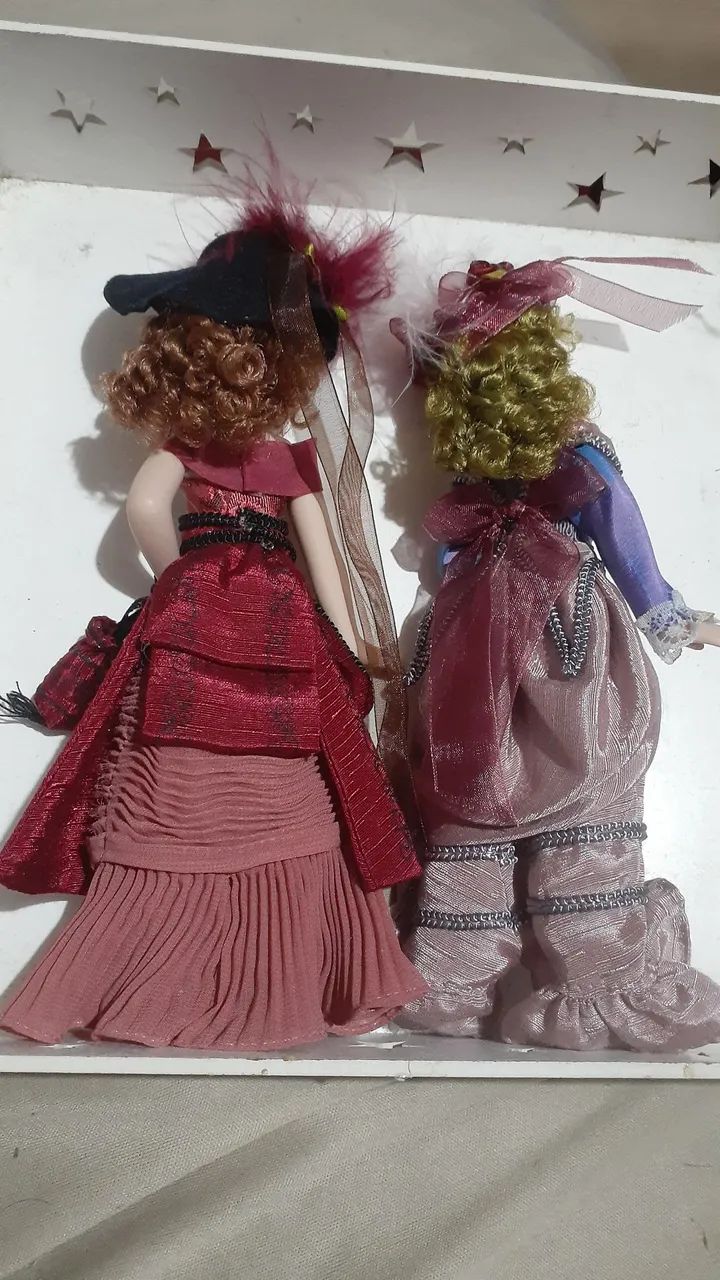 Kit 2 Bonecas de porcelana damas da epoca - Foto 4