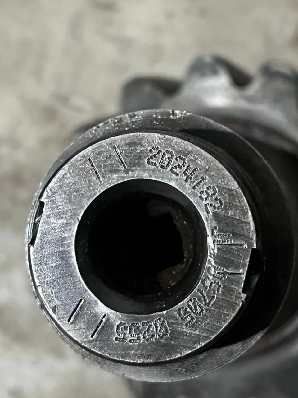 Coroa e pinhão traçado  scania R660 14x43  - Foto 4