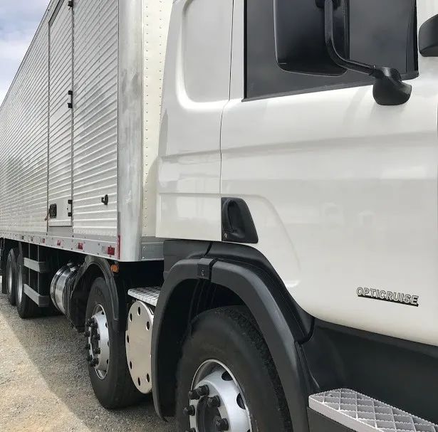 Scania P310 Baú  2015 - Foto 3