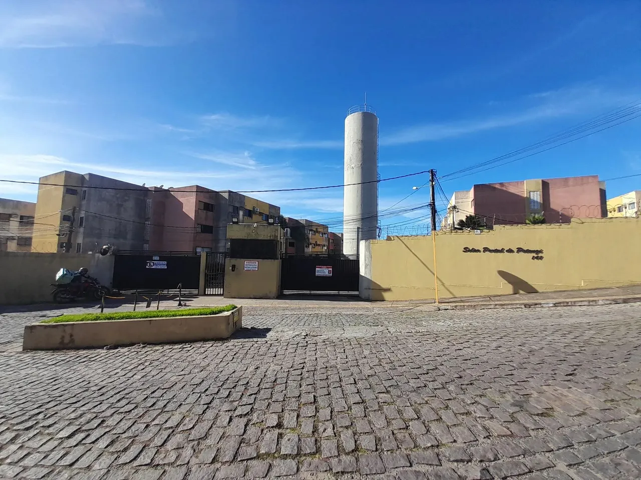 Vendo Apartamento 2/4 no Bom Pastor - Excelente Oportunidade  (Aceita Financiamento e Repa