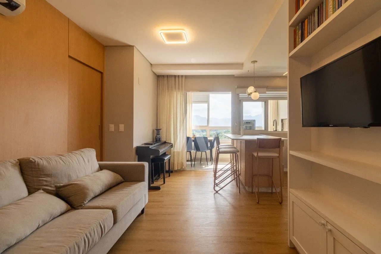 APARTAMENTO EM JOINVILLE - BAIRRO GLÓRIA (Vista para Serra)