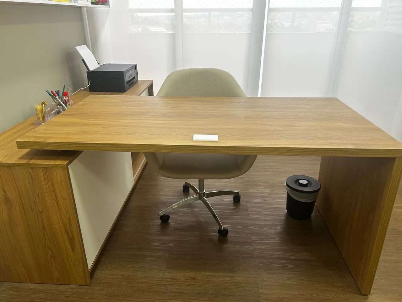 Mesa de Escritório com Armário - Tok Stok