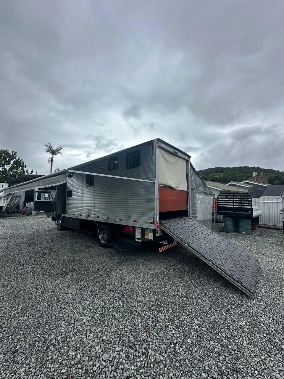 Baú Casa Motorhome para Rodeio Caminhao 3/4