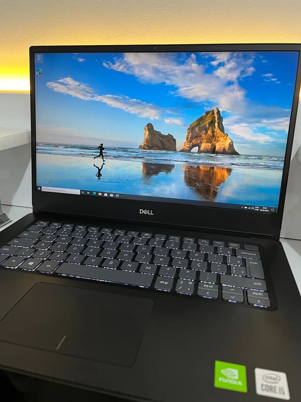 Notebook Dell Core i5 10a Gen C/ Nvidia dedicada.