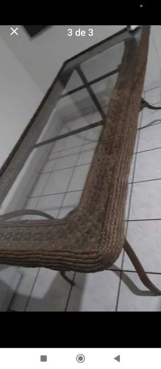 Mesa rústica de vidro e vime - Foto 2