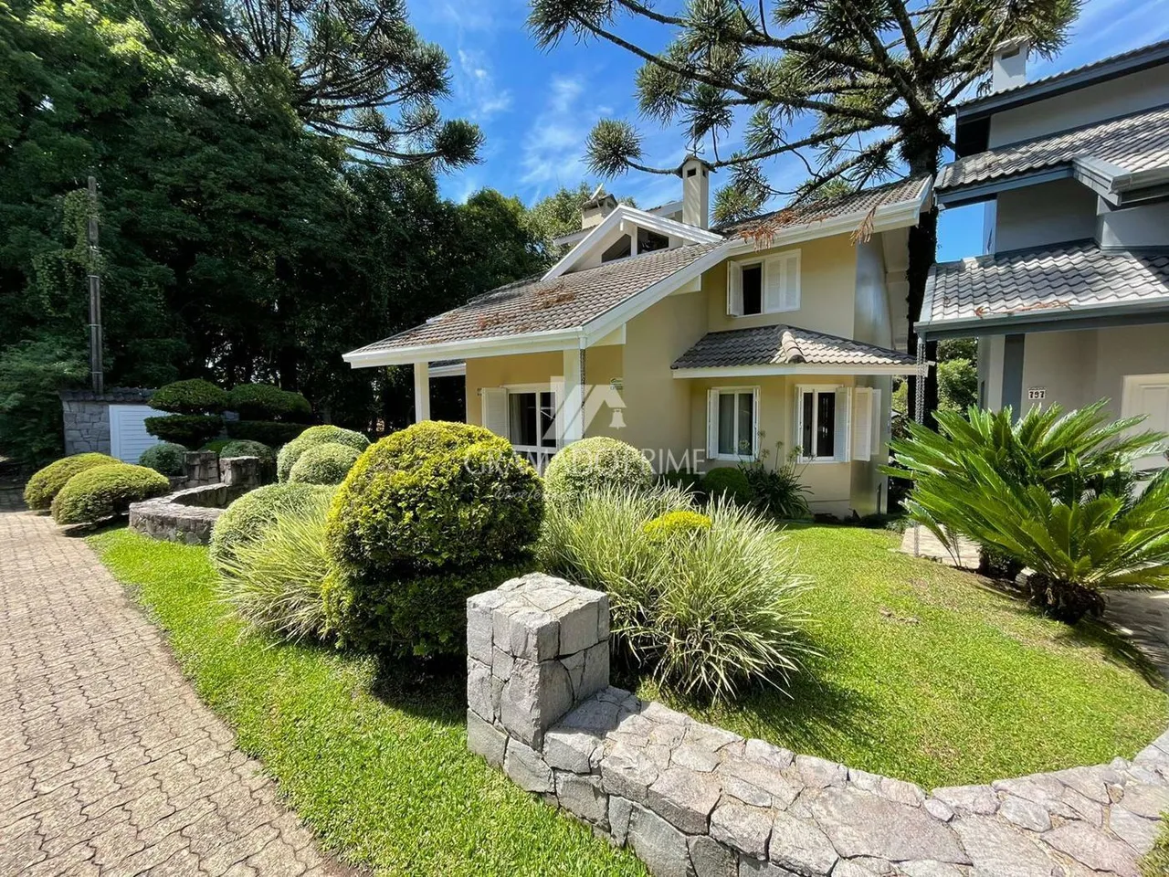 CASA LAGO NEGRO