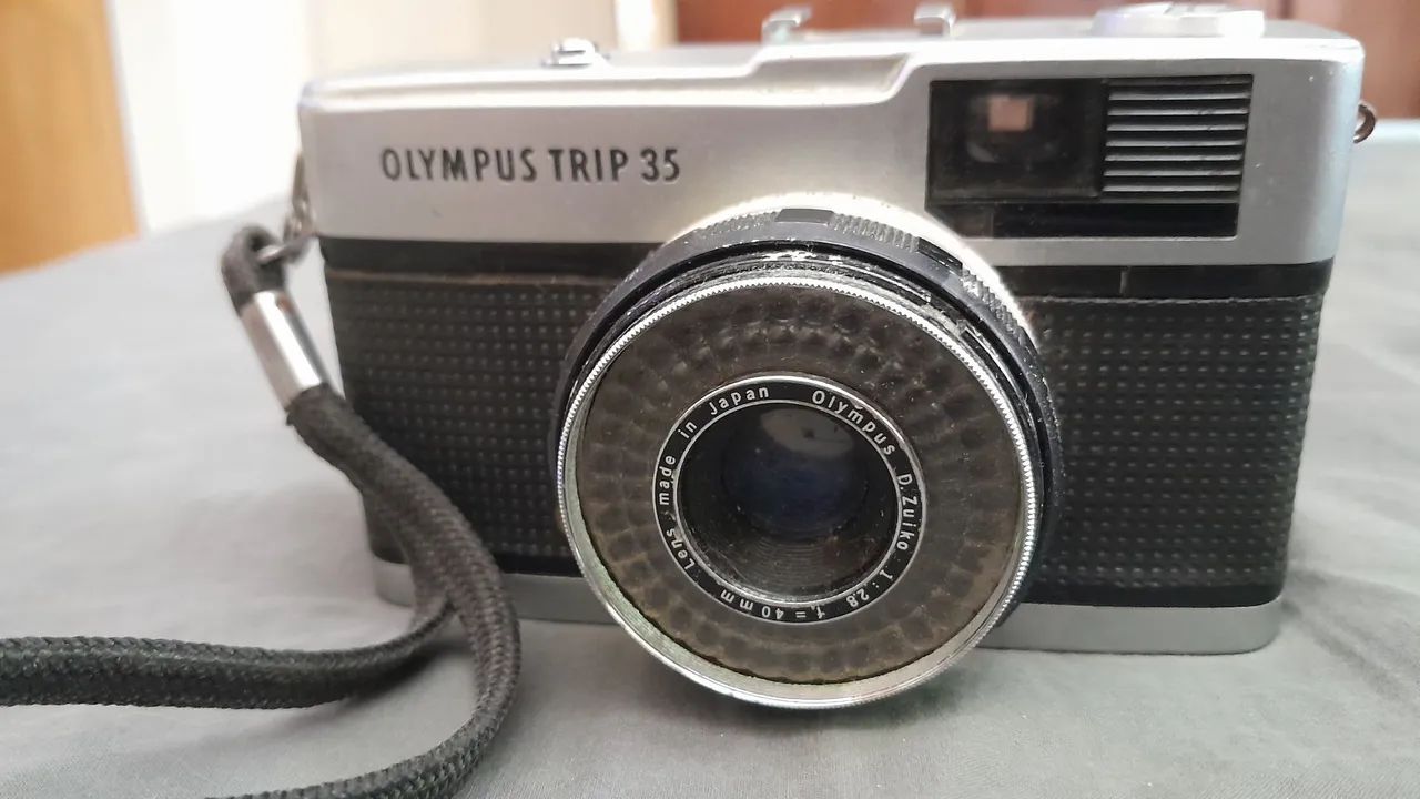 Câmera Analógica Japonesa Clássica - Olympus Trip 35 - Câmeras e