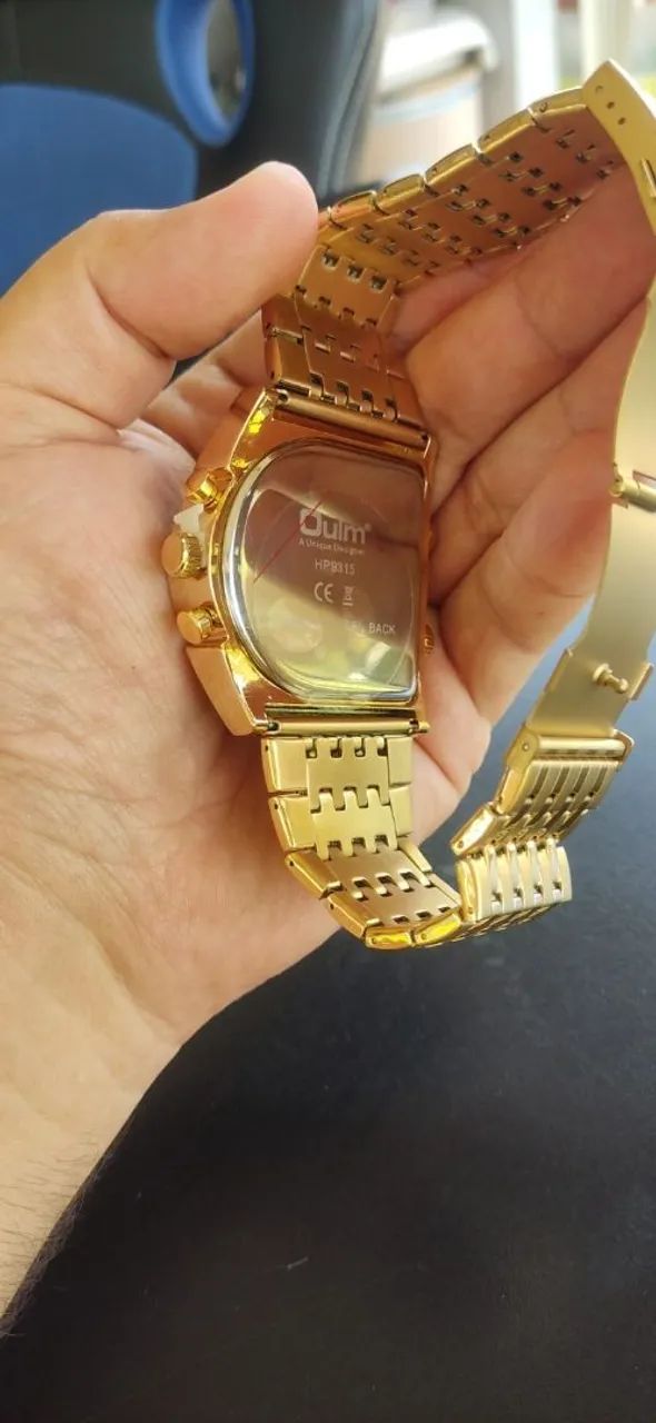 Relógio de pulso dourado - Foto 4