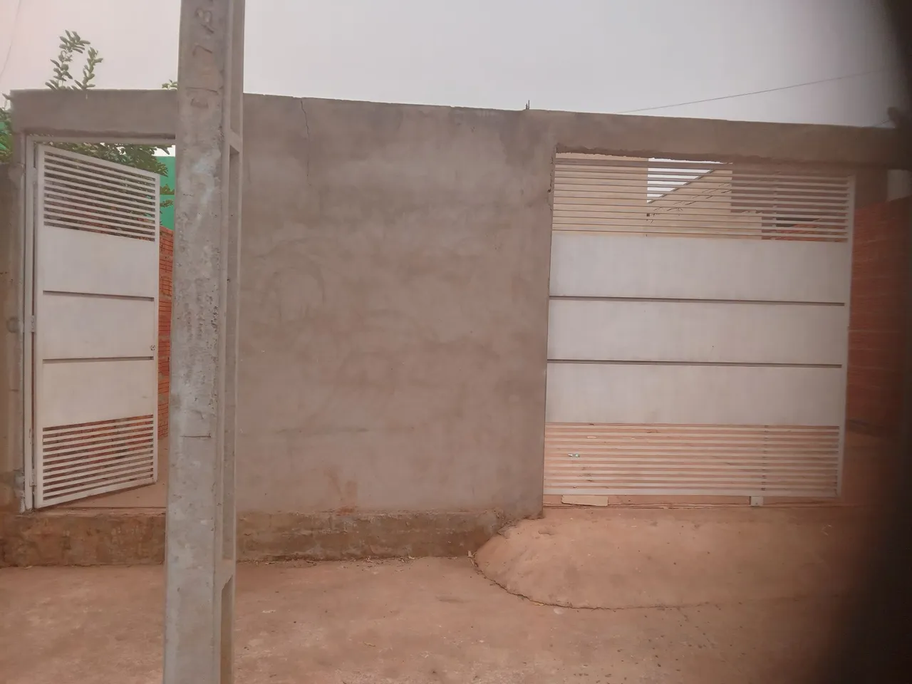 Aluga casa