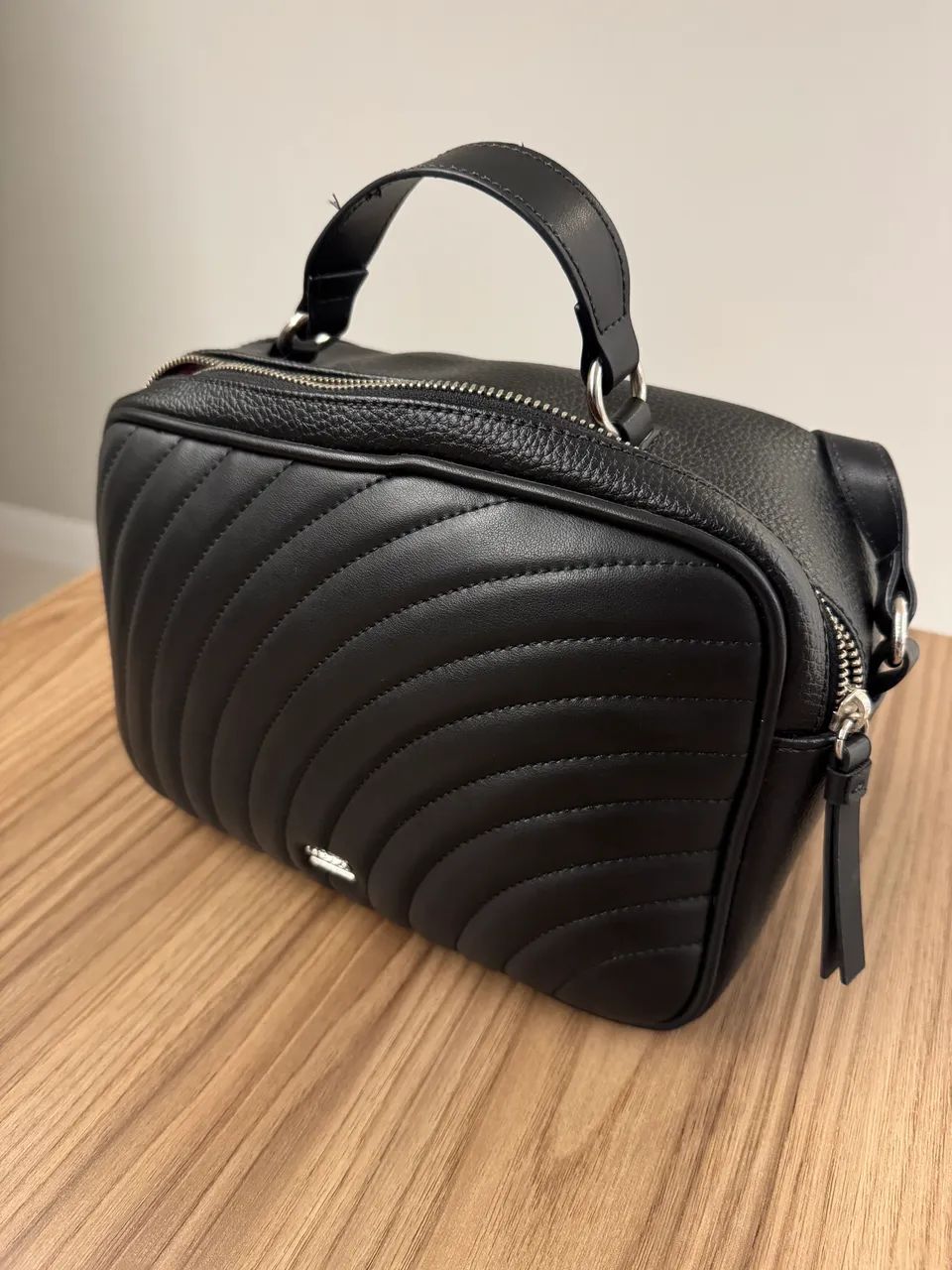 Bolsa Arezzo, modelo Elisa, Preta - Foto 2