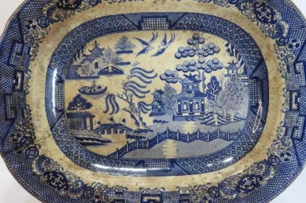 PORCELANA ANTIGA - TRAVESSA em FAIANÇA marca GUSTAVSBERG