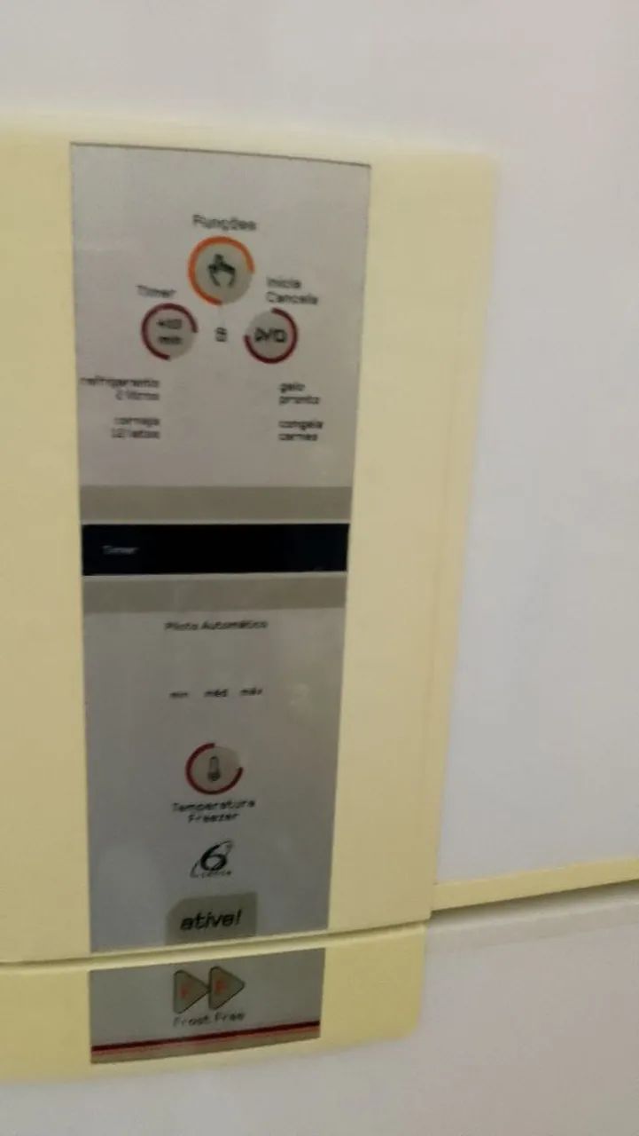 Geladeira Brastemp Combinada Automática BRM47 - Foto 4