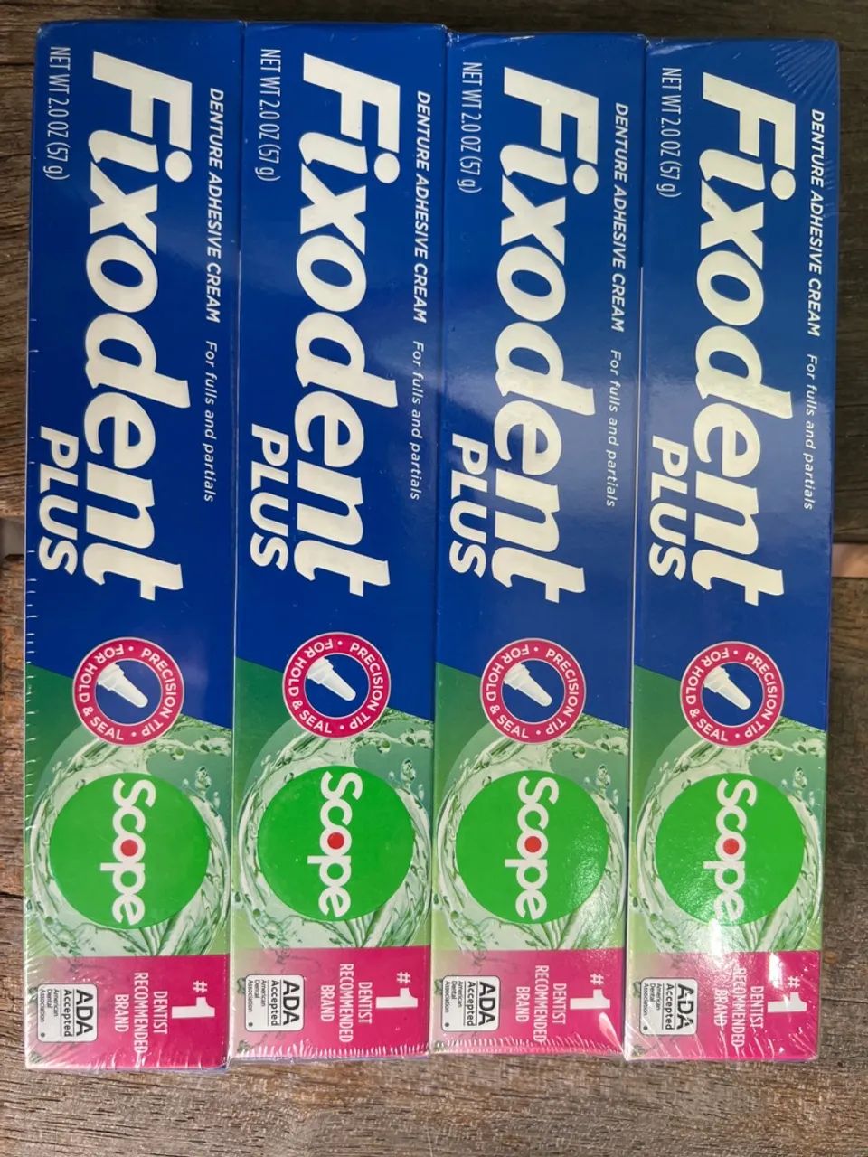 Fixodent Plus - Creme Adesivo Dental - 3 Pacotes