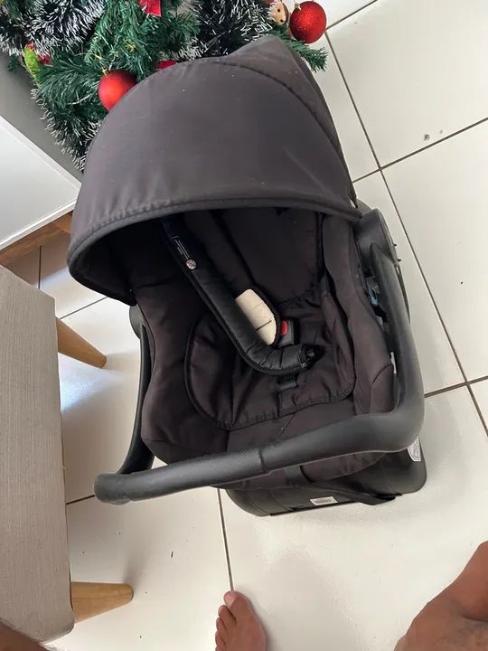 Carrinho de bebê + bebê conforto (Galzerano) - em ótimo estado - Foto 3