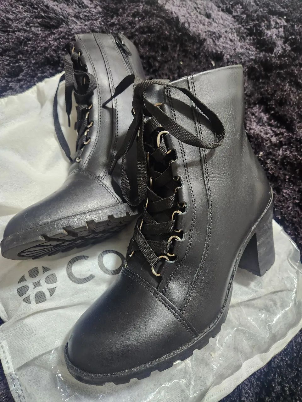Botas Feminina Constance de Couro Preto com Cadarço - Foto 4