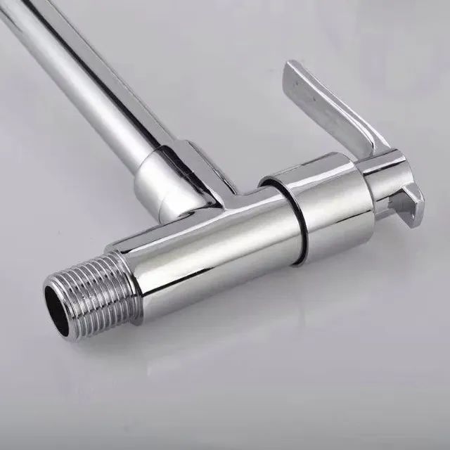 Inox Prata Torneira com chuveiro com rotação de 360° Cozinha Luxo Bancada e Parede  - Foto 3