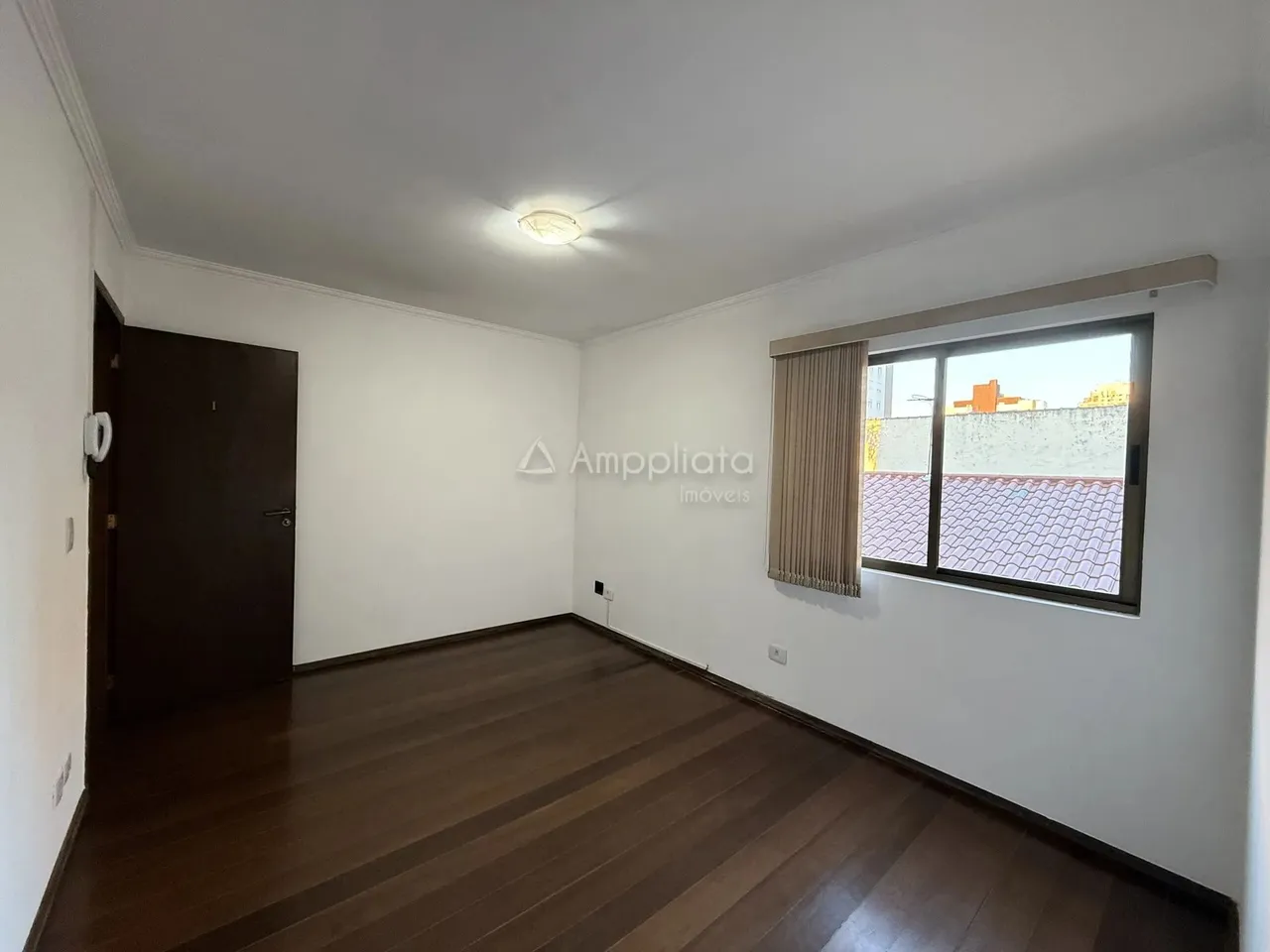 Sala comercial para locação na Vila Izabel, o seu escritório em Curitiba!