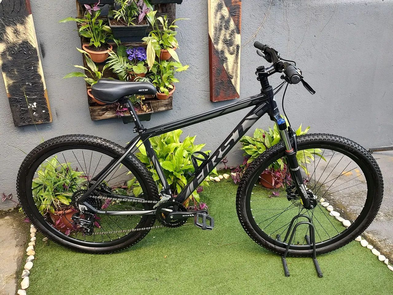 Bicicleta First Shelby Aro 29 2025 estado de okm