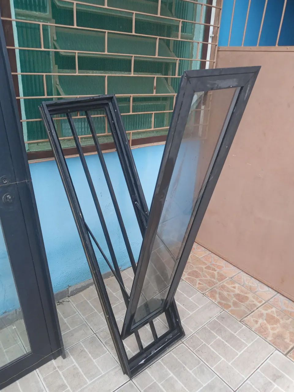 Porta e vitro em Alumínio preço pra vender  - Foto 2