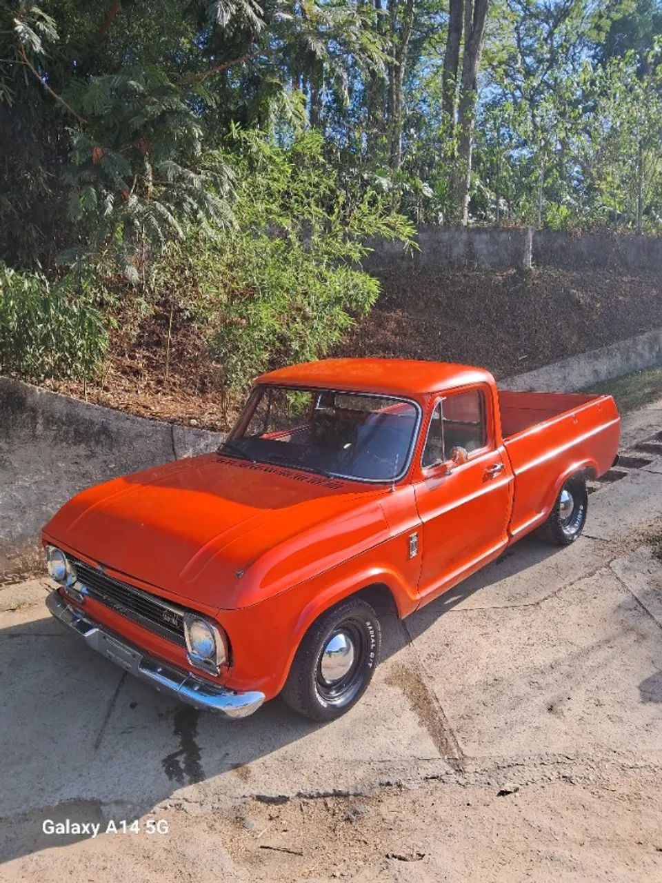Vendo  c-10 6 cilindros  76