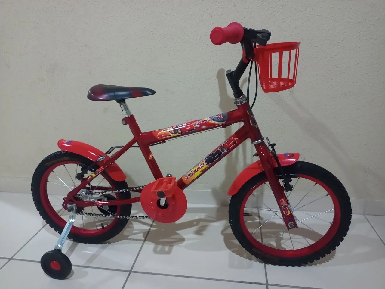 Bicicleta infantil ideal pra presente aro16 de 3 a 6 anos aceito cartão *