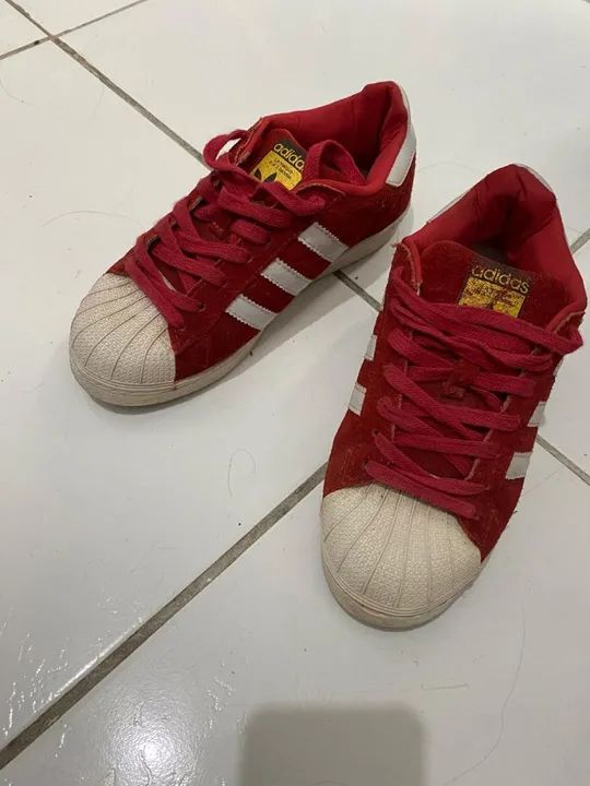 Tênis Adidas 