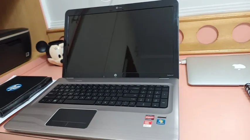 Notebook HP Pavilion DV7-4069 wm- tela 17,3?-AMD PHENOM II N830 2.1GHZ/4GB