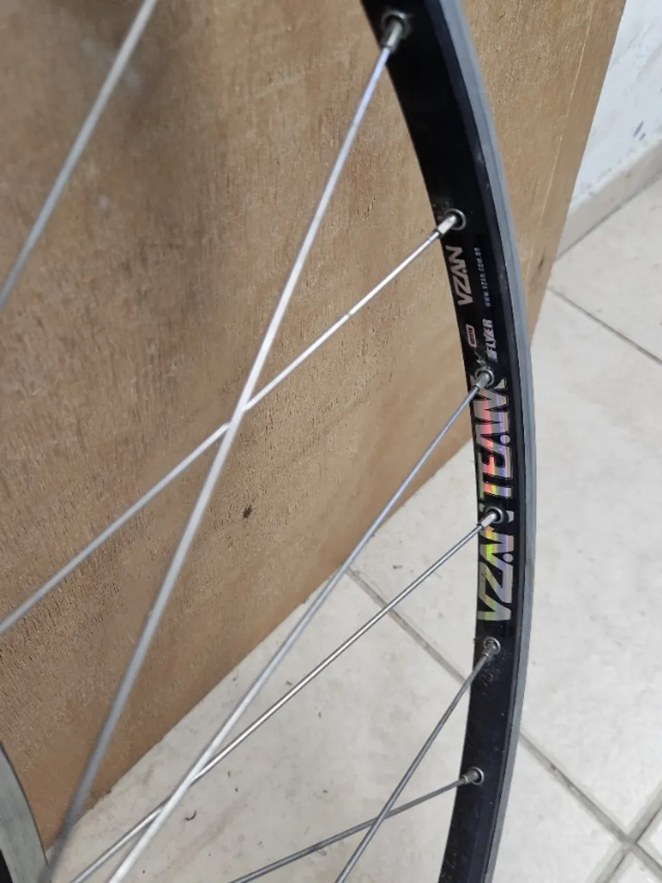 Rodas road bike (speed): Aros Vzan + cubos Tiagra 8/9v