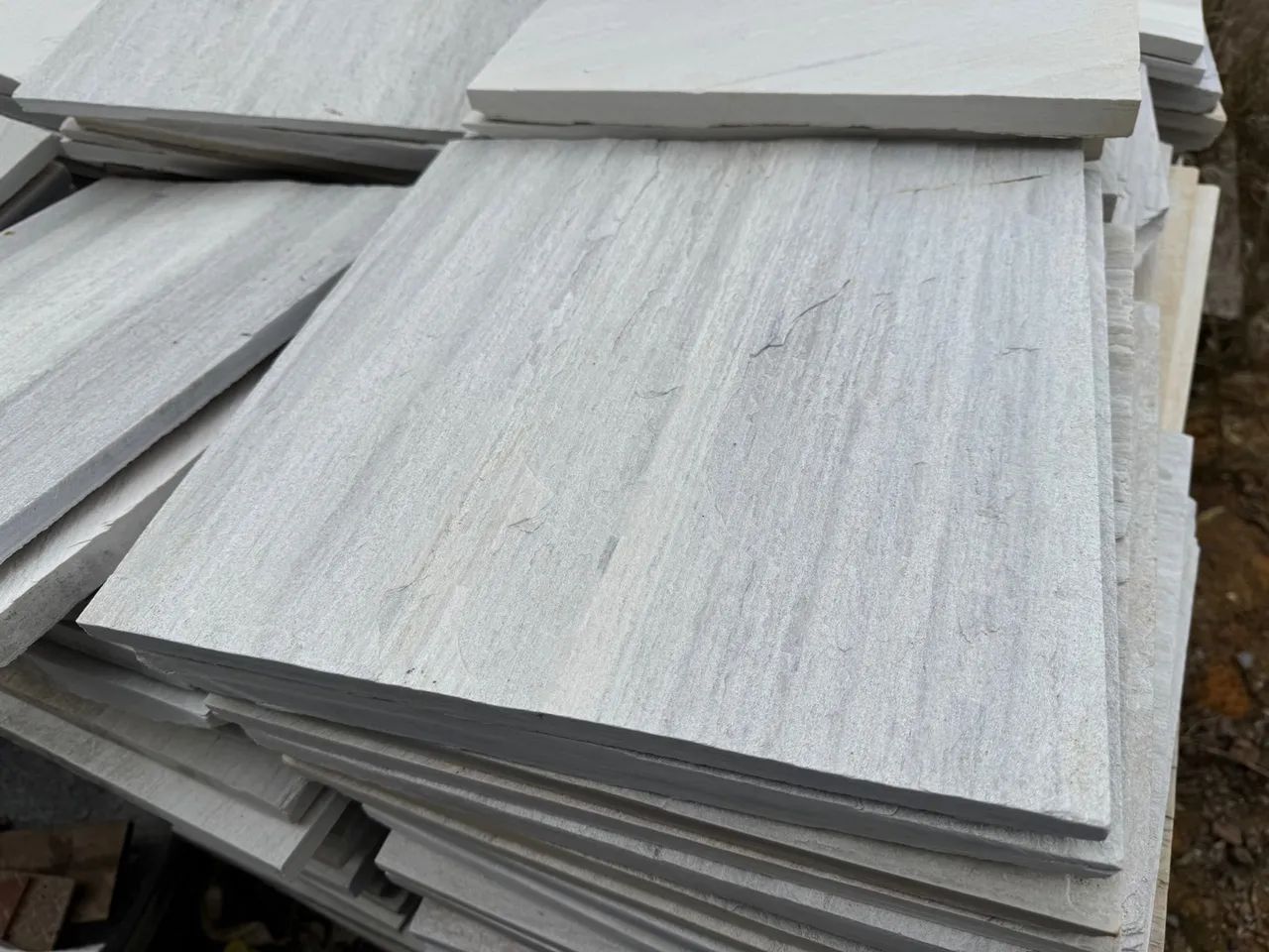 Pisos de Pedra São Tomé - Branco -  Novo - Foto 3