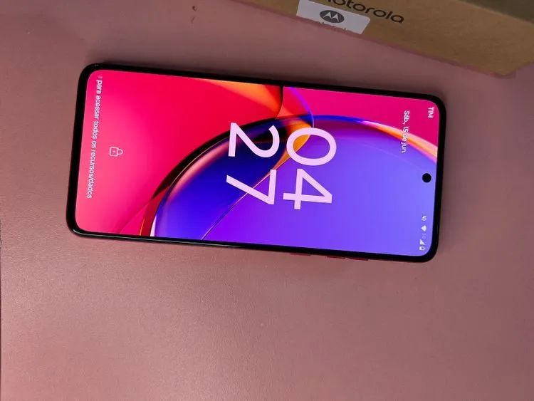 Vendo ou troco / Moto G84 5g / 12GB RAM e 256GB / com caixa completo ROM /