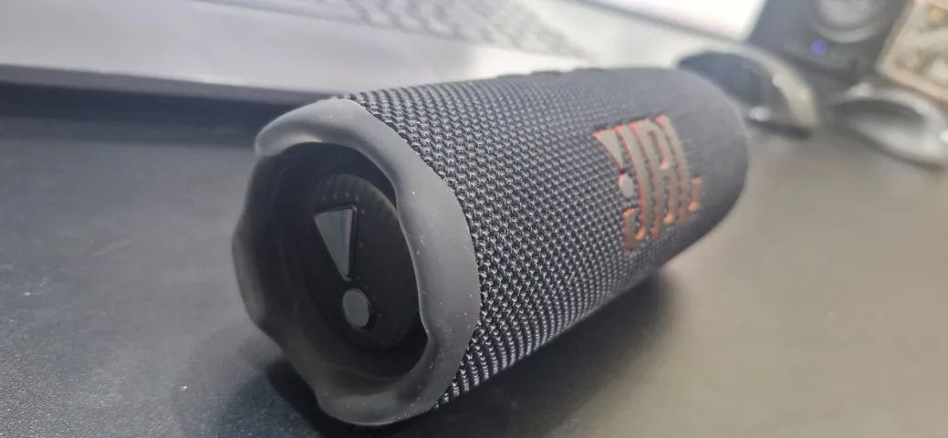 JBL FLIP 7 35W PRETA- USADA 1 X - Equipamentos e Acessórios de Som