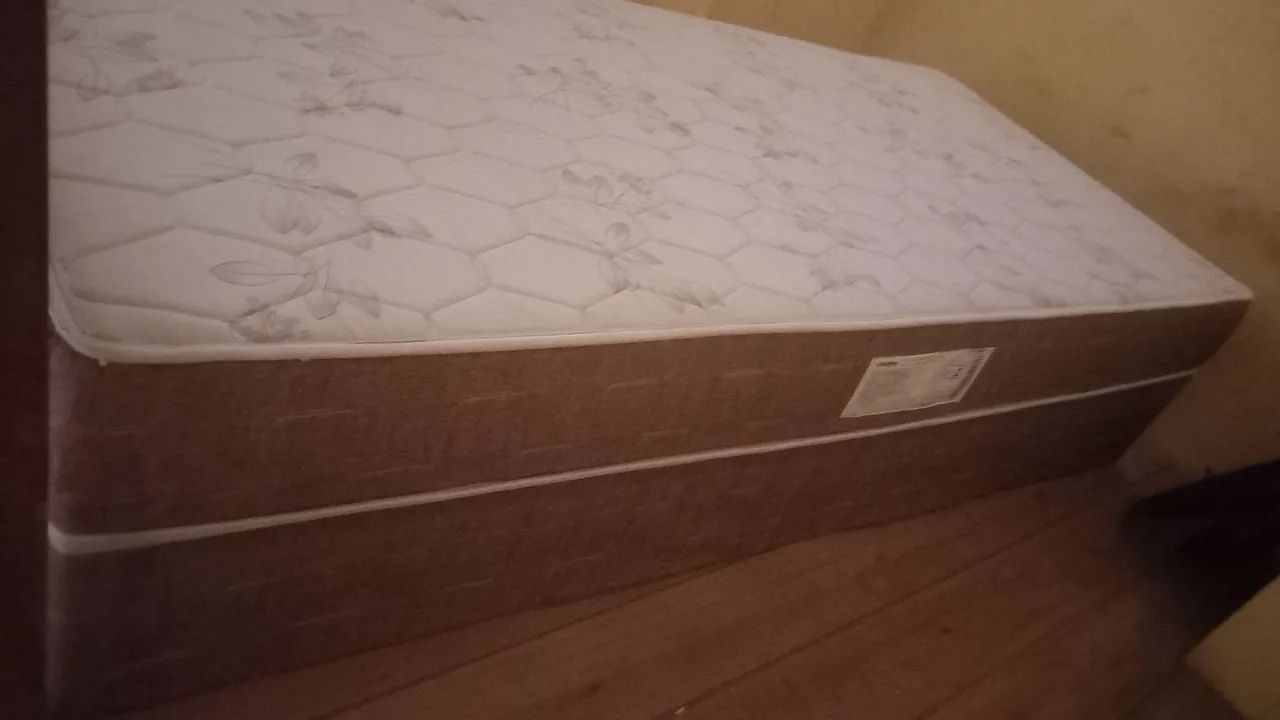 Cama Box solteiro molas ensacada 