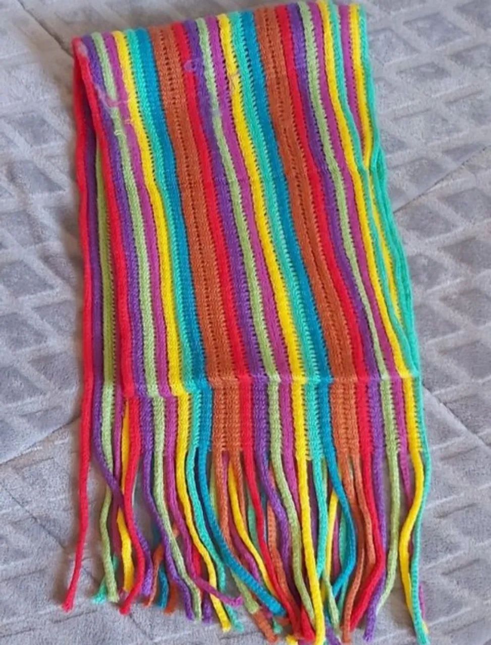novo cachecol colorido com franja - Foto 5