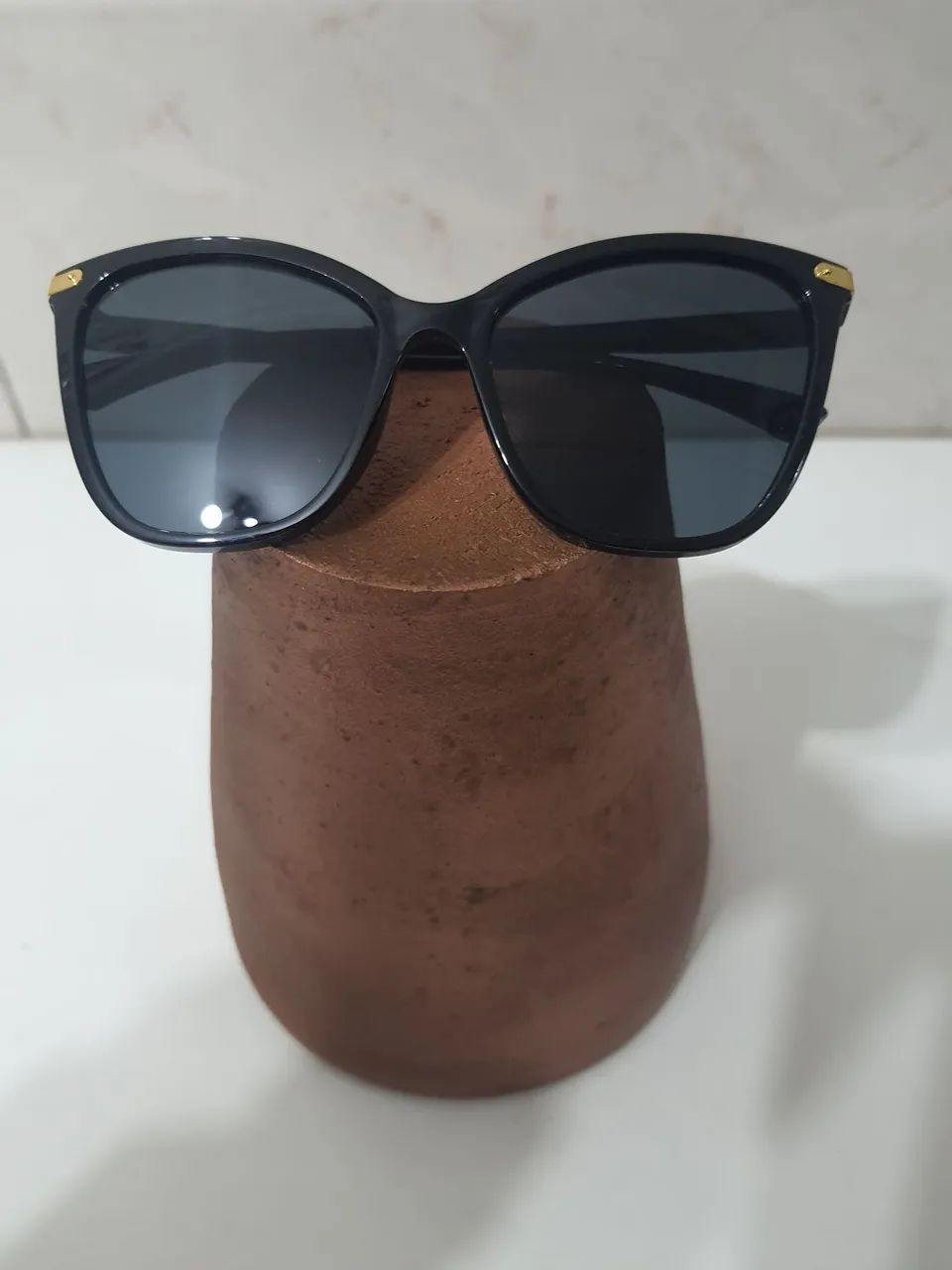 Óculos de sol estiloso
