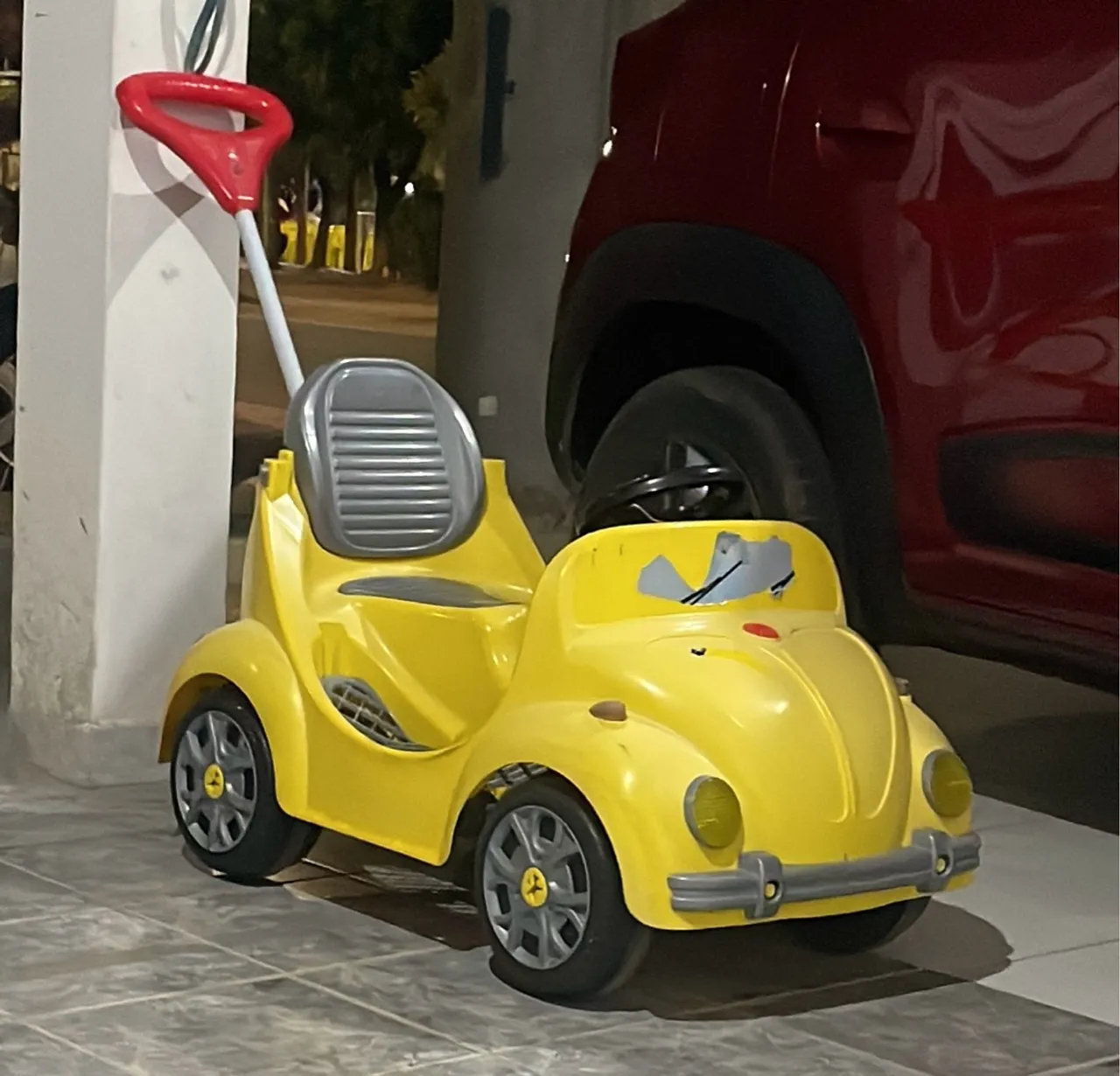 Carrinho Fusca com Empurrador ou Pedal