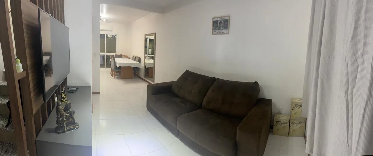 Vendo Sobrado em condomínio fechado n bairro Aberta dos Morros Zona Sul de Porto Alegre