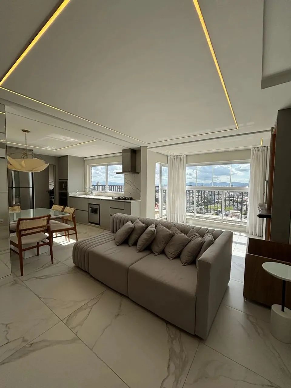 Venda - Life Residence, 03 quartos, mobiliado e decorado em Ressacada - Itajaí - SC
