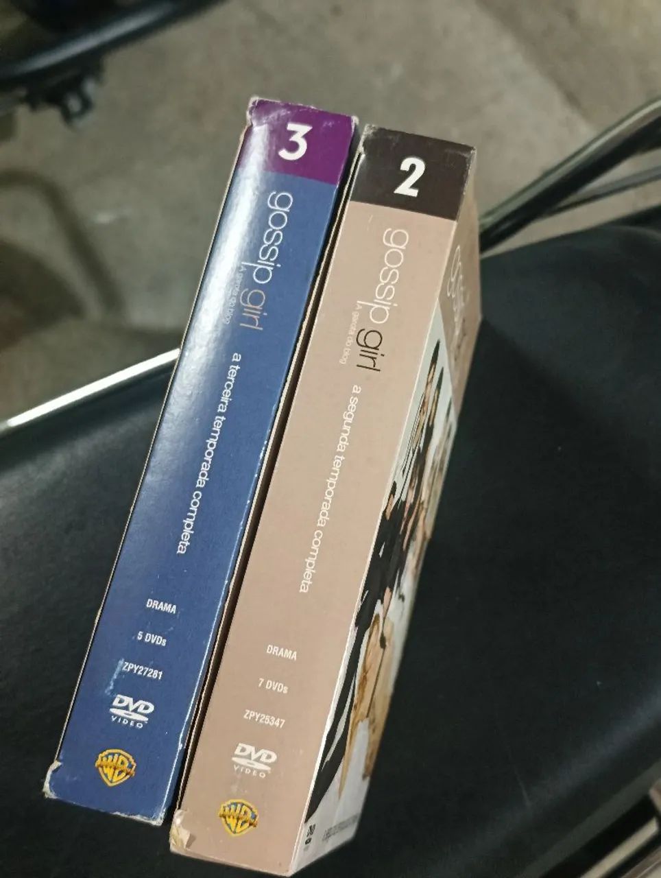 Gossip Girl - 2 e 3 Temporada Completas em DVD - Foto 2