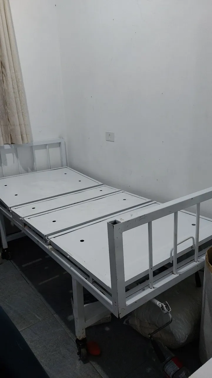 Cama Hospitalar Articulada